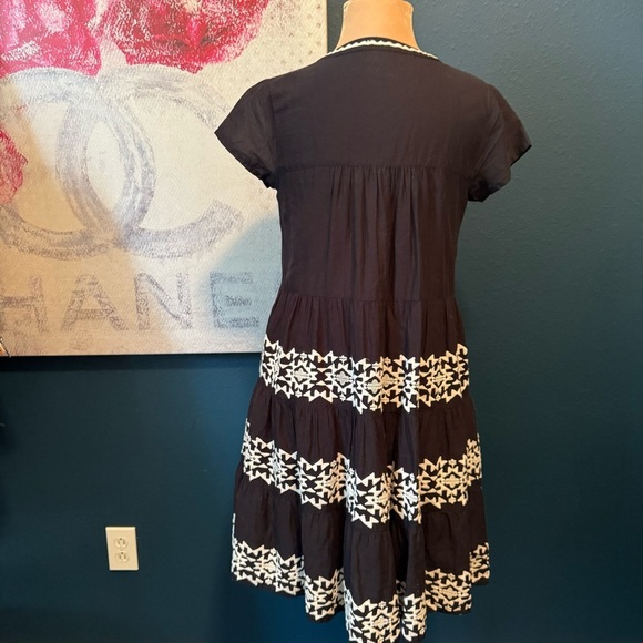 ROLLER RABBIT
Pamela Black Embroidered Linen Dress size XS - Picture 3 of 4